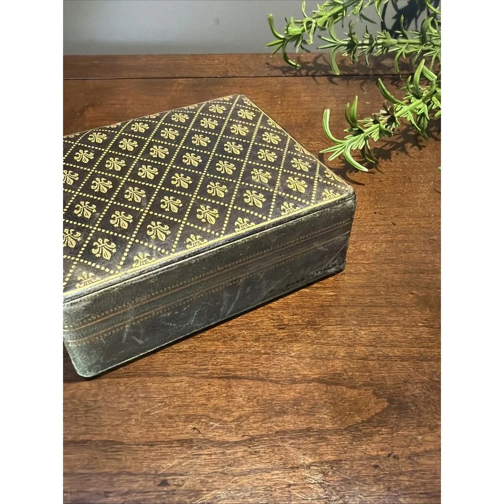 VTG LEATHER & Gold Jewelry Cigarette TRINKET Box FLORENCE Italy Firenze Gold Lea